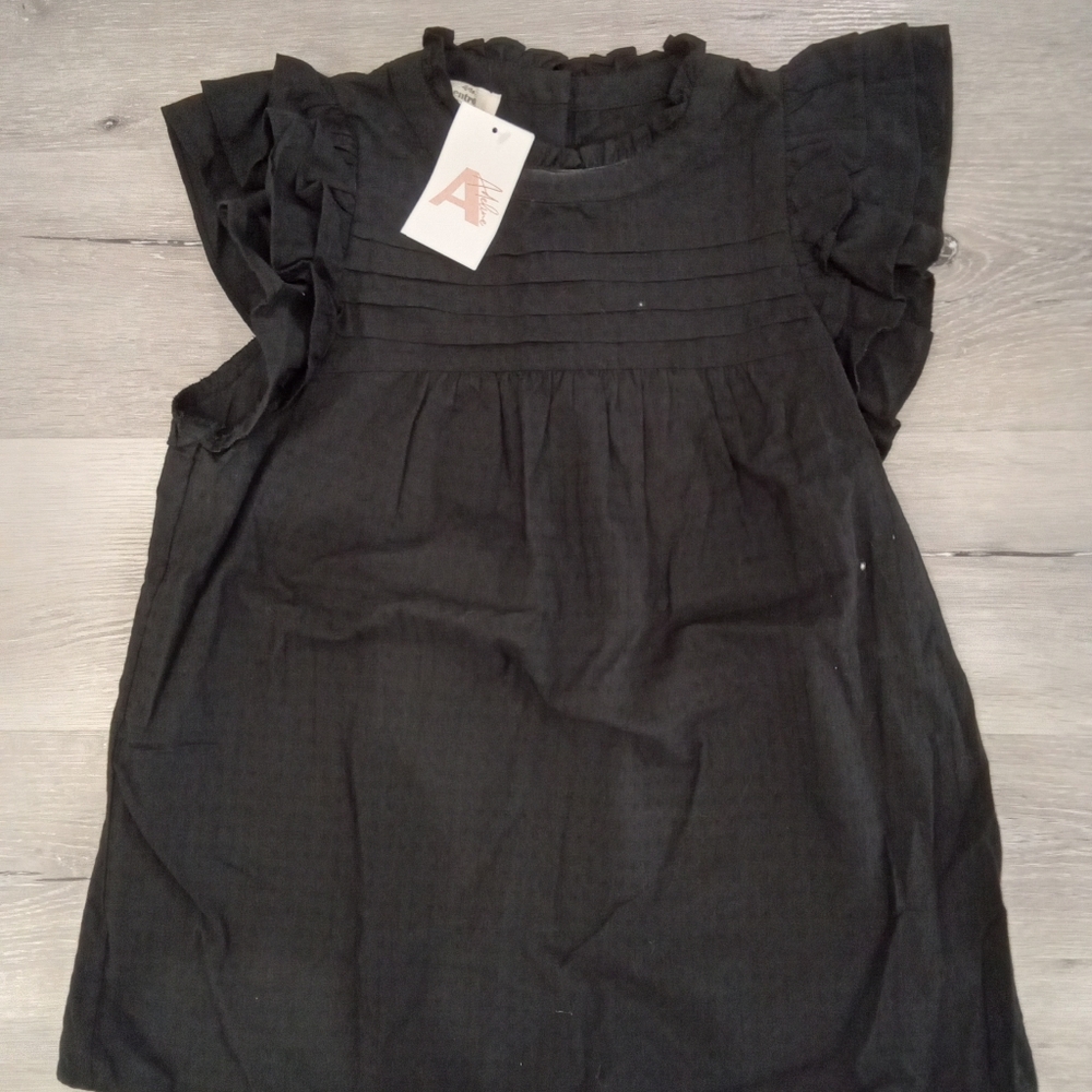 NWOT Entro Ruffle Sleeve Blouse